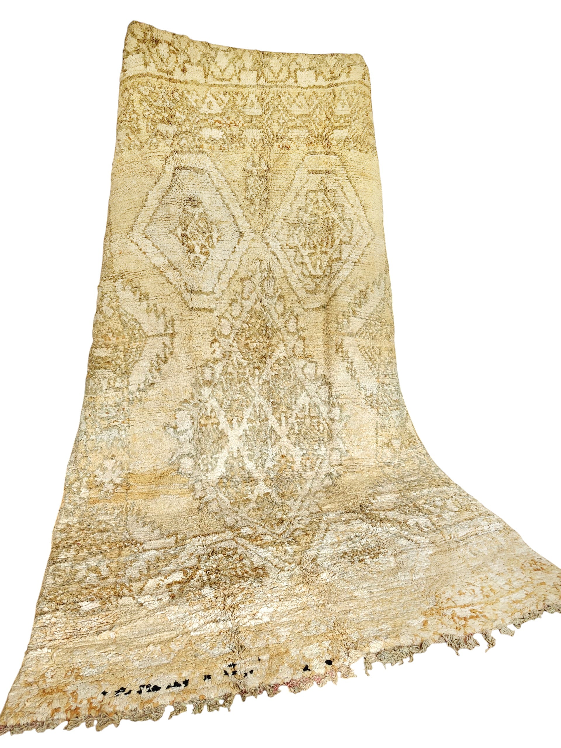 Ausgeblichener gelber Berberteppich