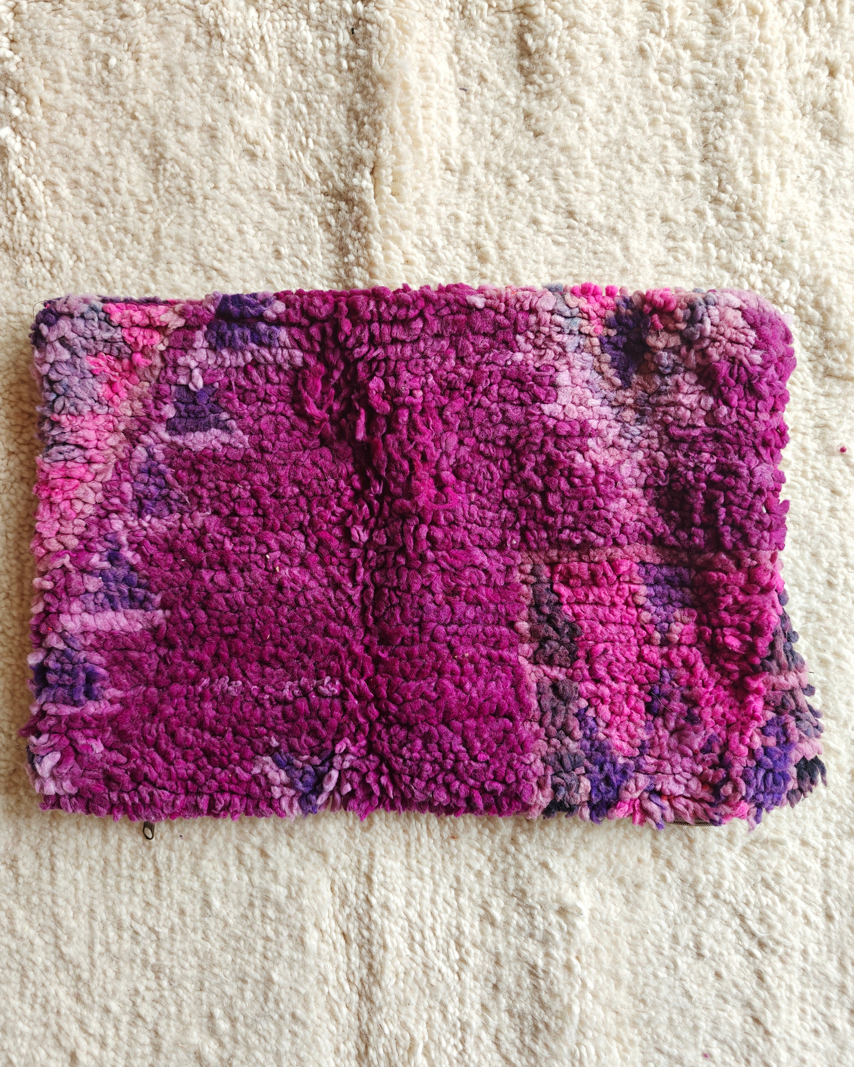 Boujaad Kissen lila Wolle