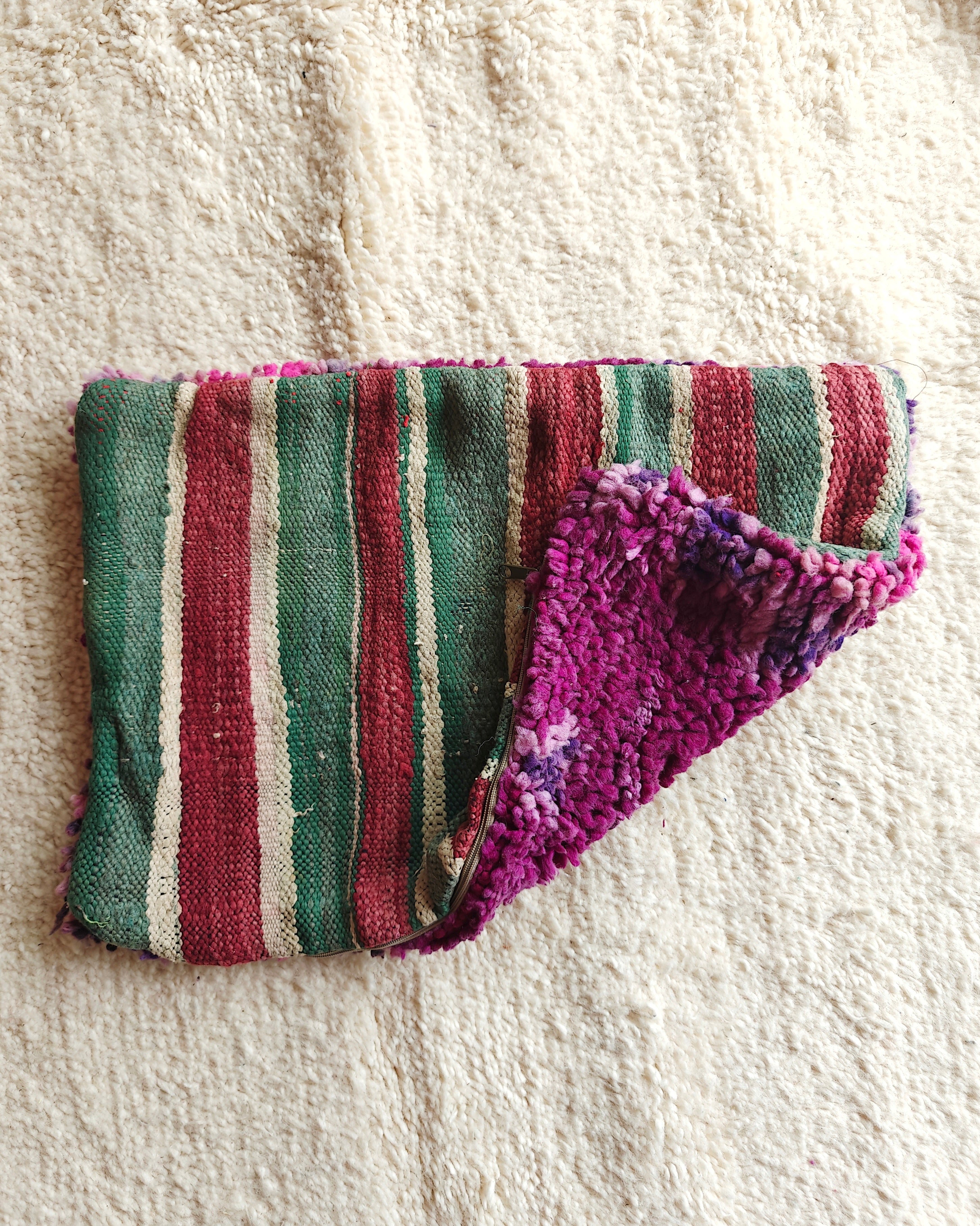 Reyna Lila Kissen Marokko