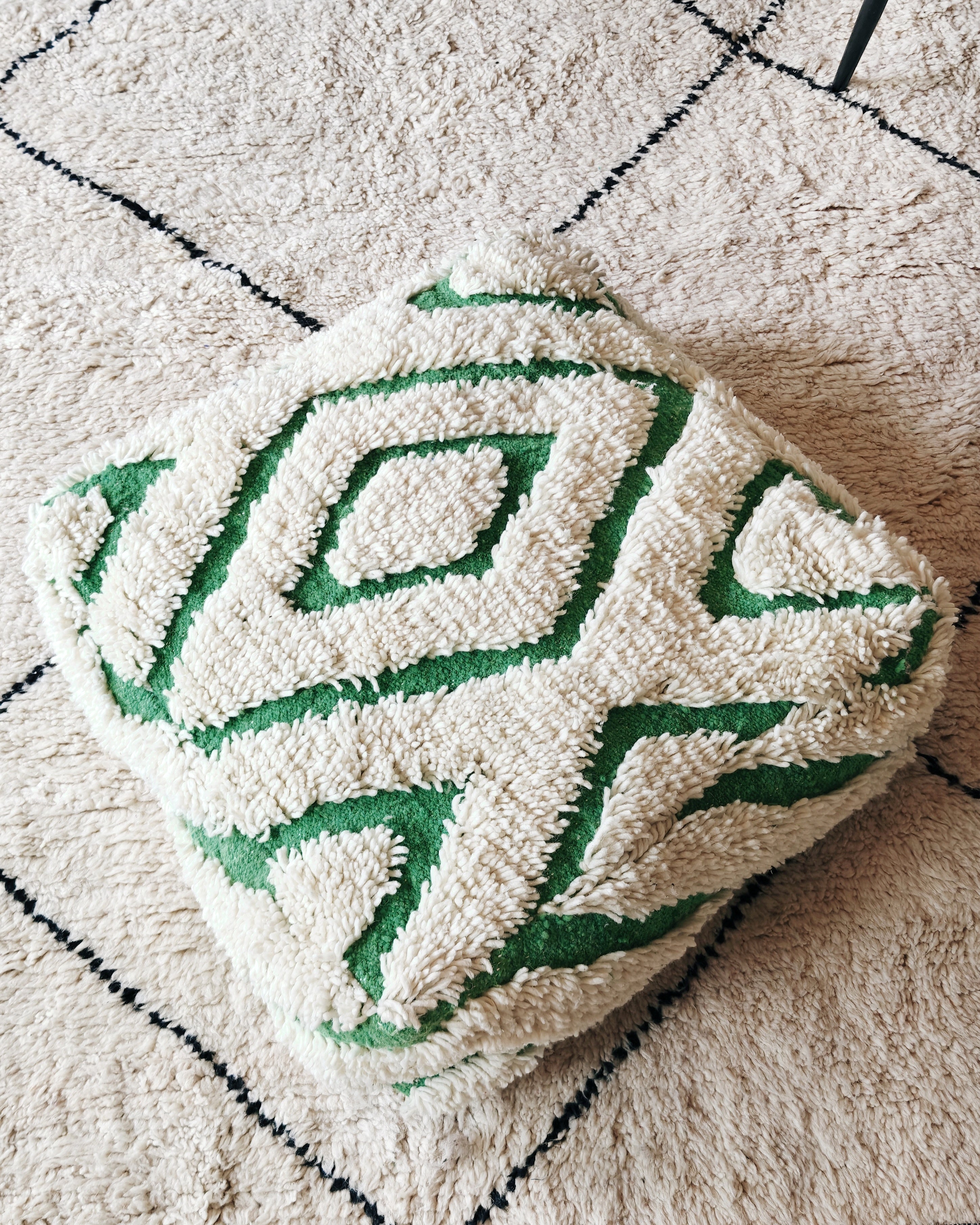 Pouf Sitzkissen grün weiss