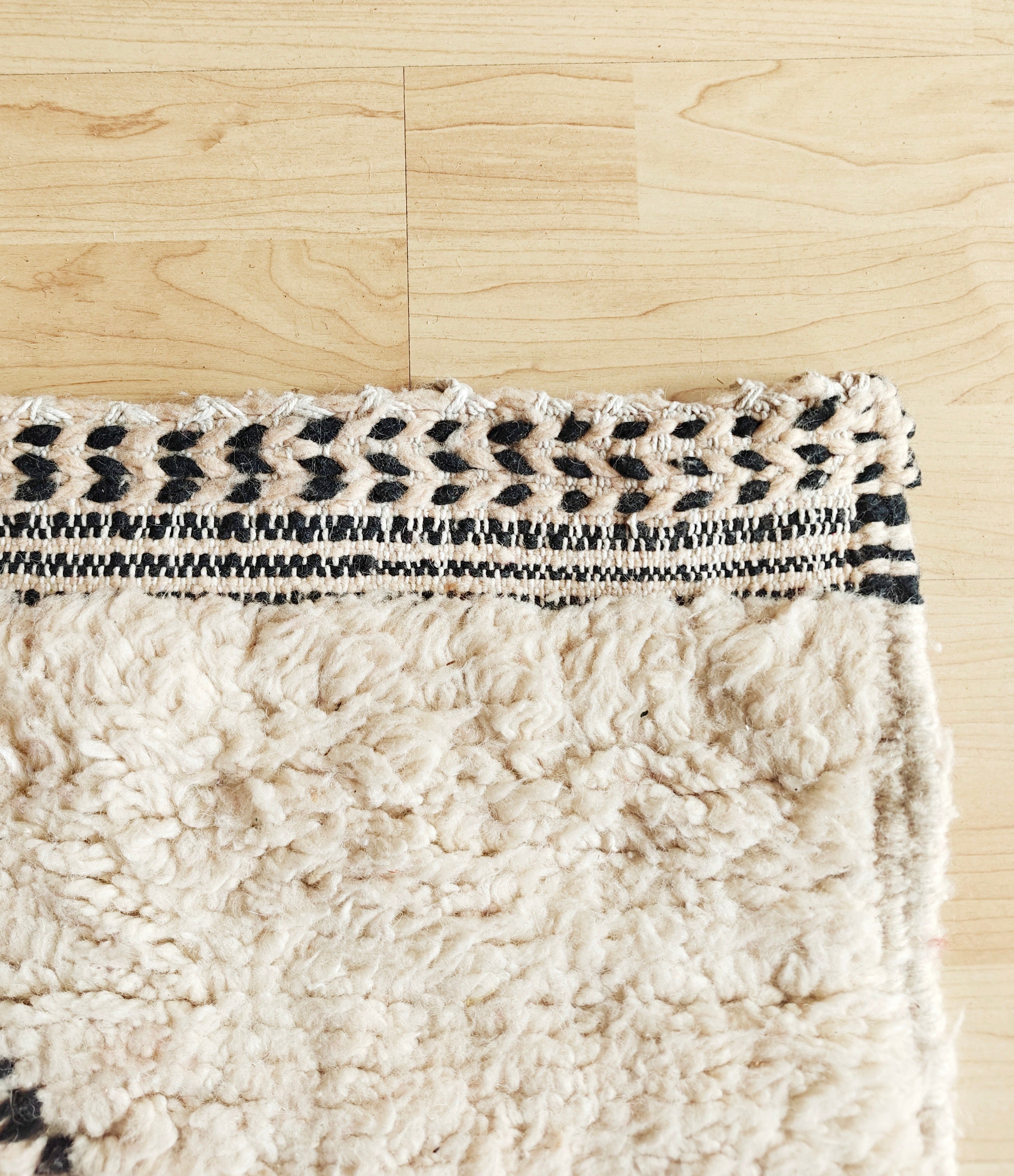 BENI OURAIN Teppich sur messure 1.3 x 2