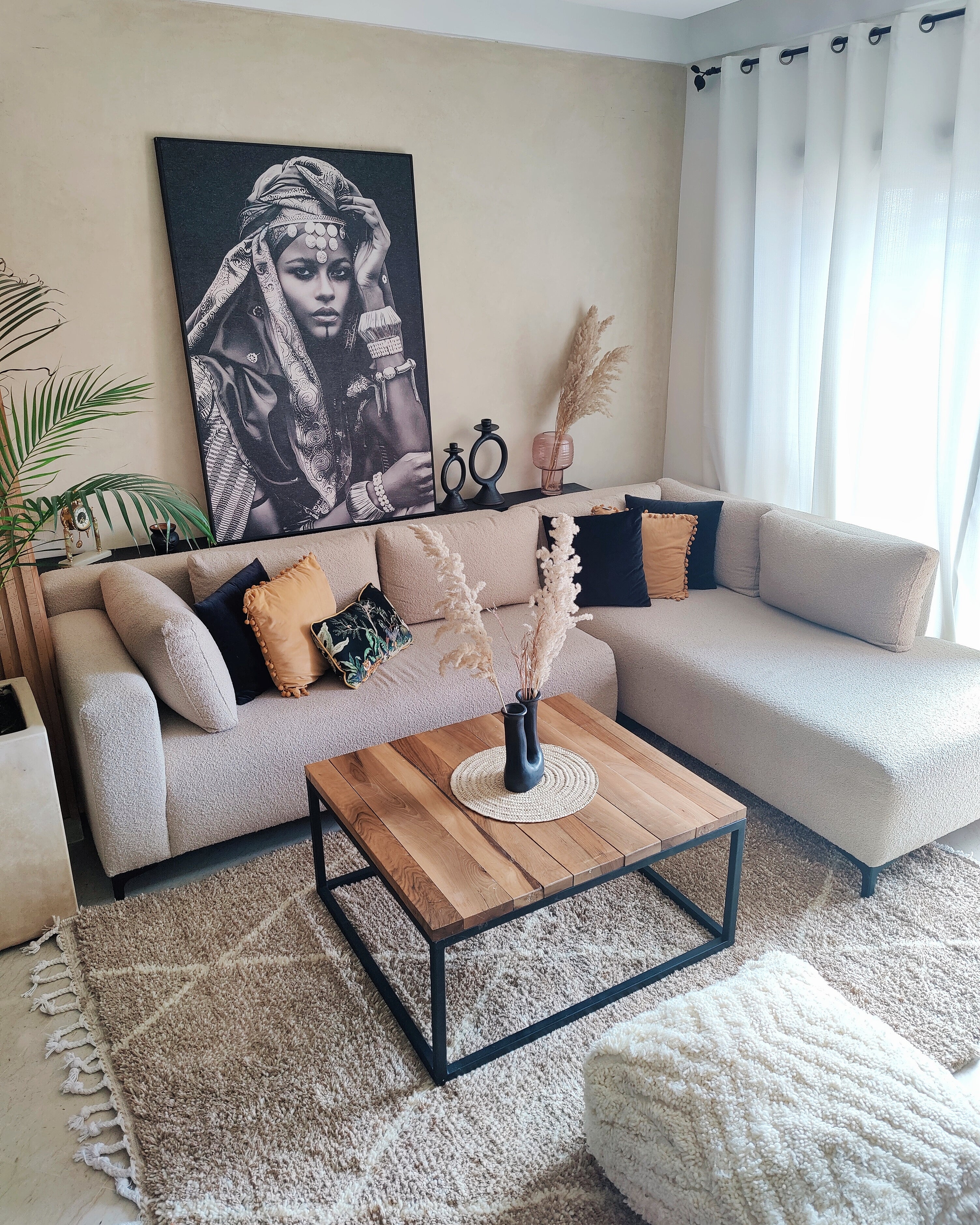 Pouf Sitzkissen aus Marokko im Wohnzimmer 