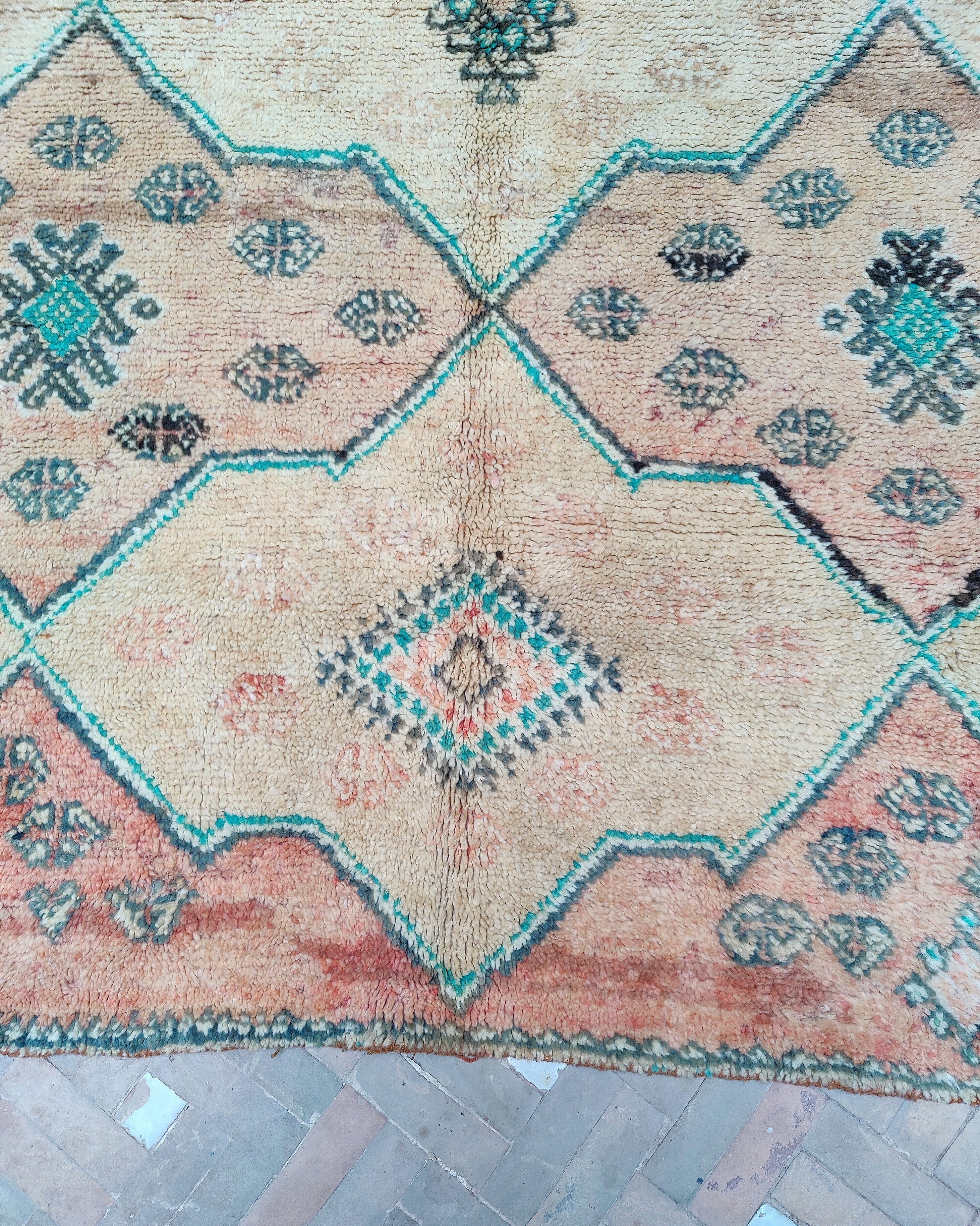 Vintage Berber Teppich aus Wolle Nahaufnahme 